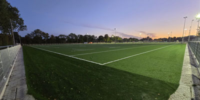 Kunstgrasveld in aanleg