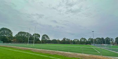 Kunstgrasveld is klaar